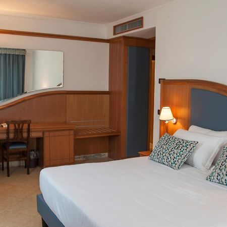 Hotel Centrale ساباوديا المظهر الخارجي الصورة