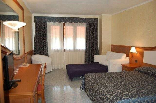 Hotel Centrale ساباوديا المظهر الخارجي الصورة