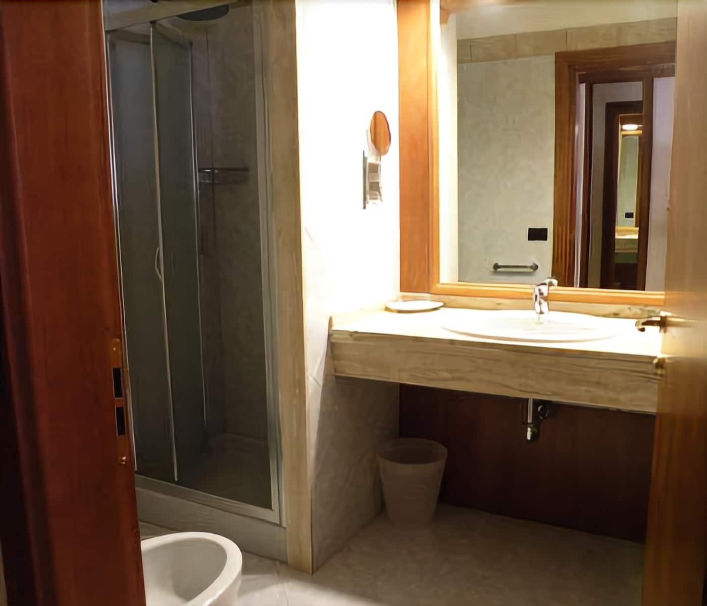 Hotel Centrale ساباوديا المظهر الخارجي الصورة