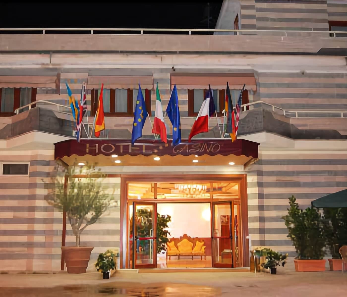 Hotel Centrale ساباوديا المظهر الخارجي الصورة