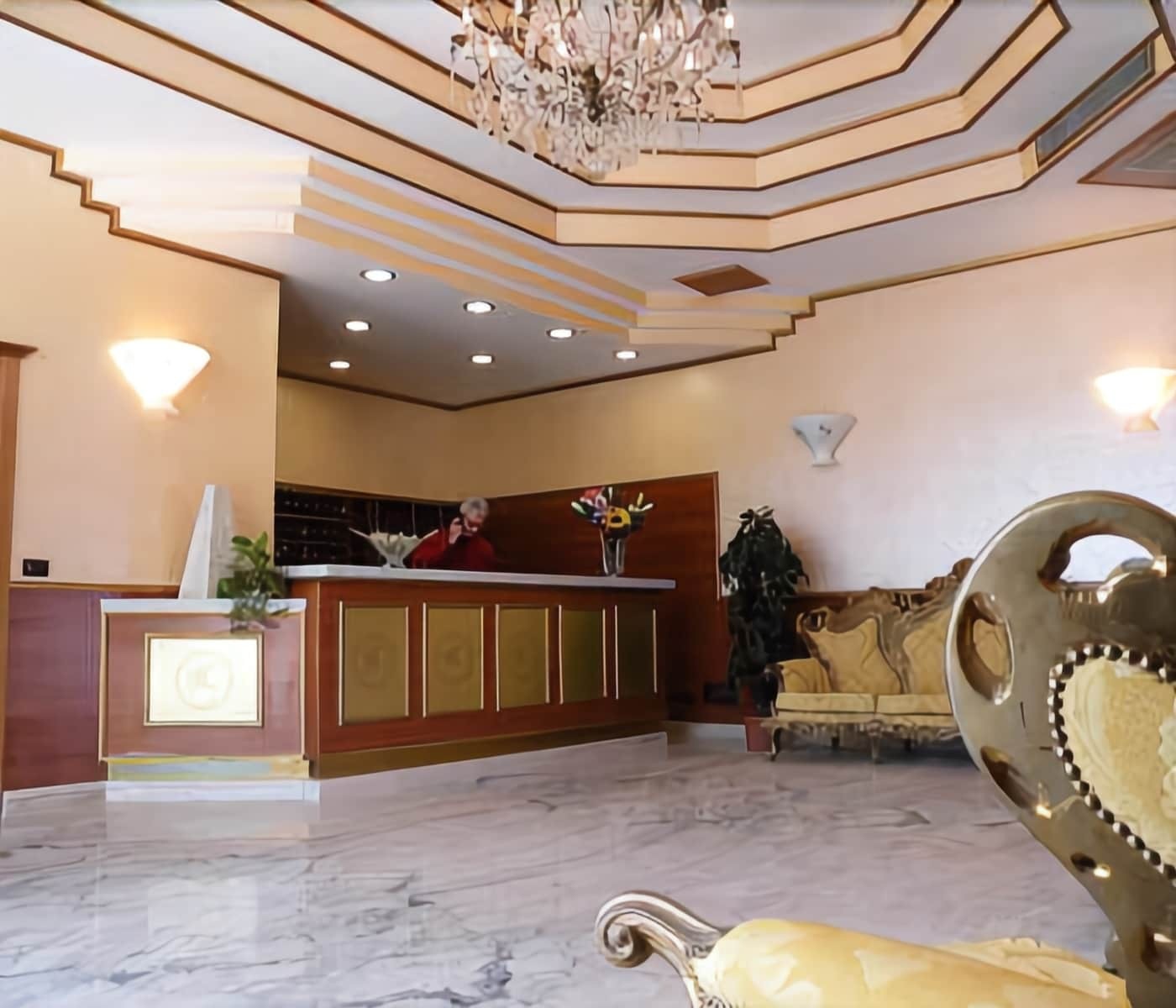 Hotel Centrale ساباوديا المظهر الخارجي الصورة